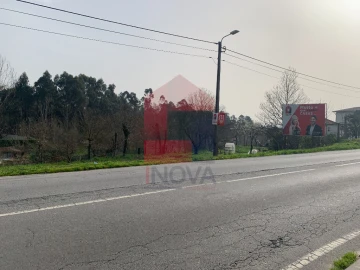 Terreno para Venda em Vila Verde e Barbudo