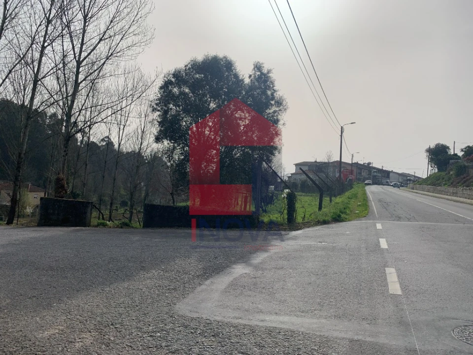 Terreno para Venda em Vila Verde e Barbudo Foto 12