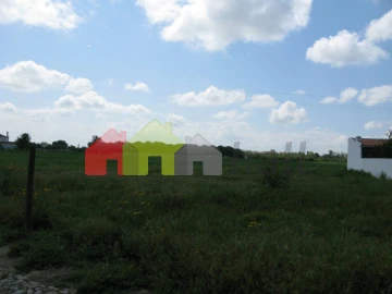 Terreno para Venda em Canaviais