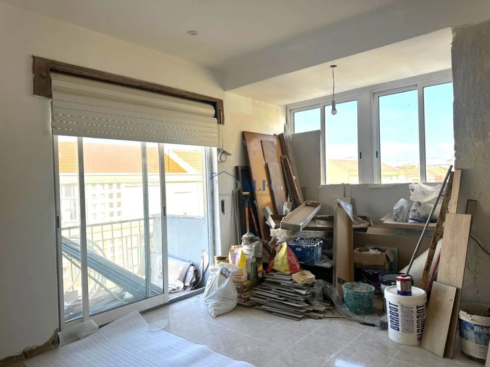 Apartamento T2 para Venda em Barreiro e Lavradio Foto 5