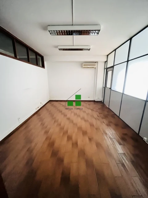 Loja para Arrendamento em Paranhos