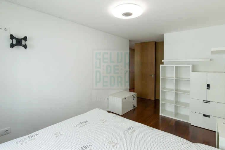Apartamento T3 para Arrendamento em Campanhã Foto 29