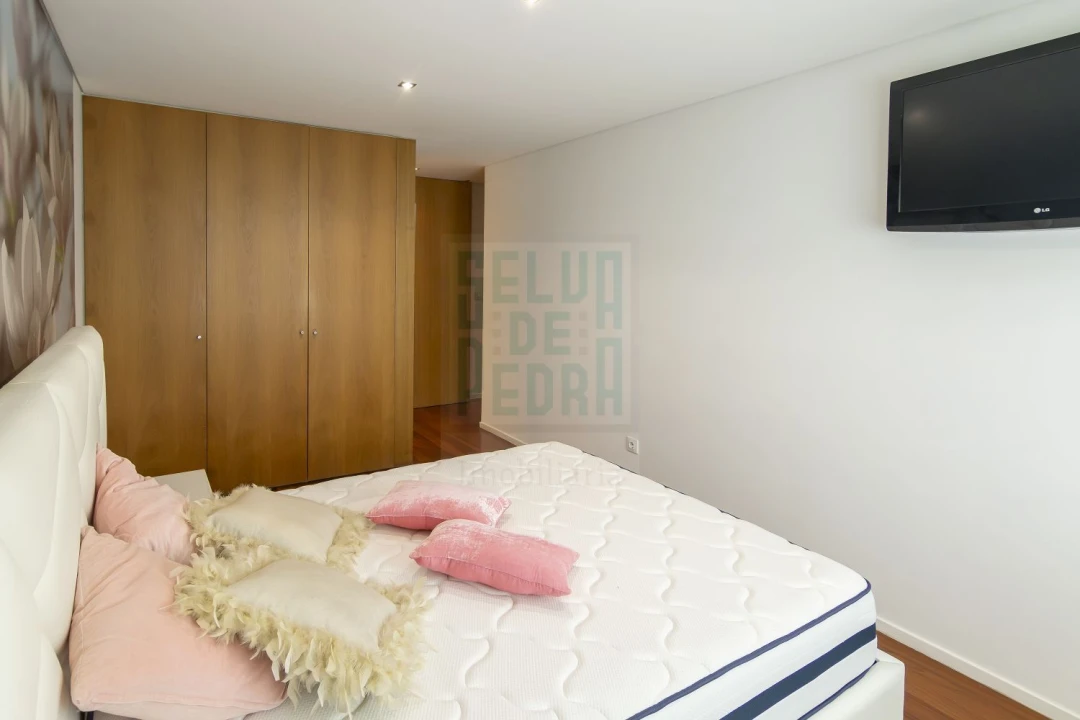 Apartamento T3 para Arrendamento em Campanhã Foto 38