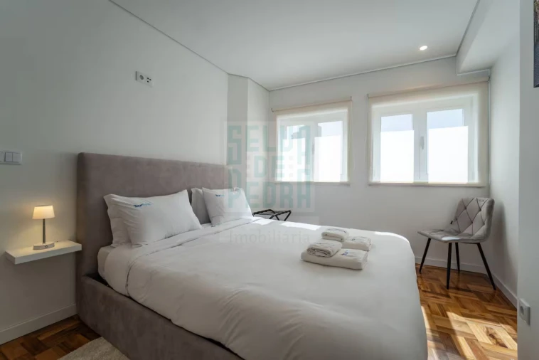 Apartamento T4 para Venda em Cedofeita, Santo Ildefonso, Sé, Miragaia, São Nicolau e Vitória Foto 17