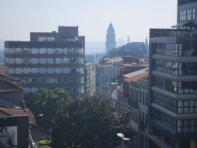Apartamento T4 para Venda em Cedofeita, Santo Ildefonso, Sé, Miragaia, São Nicolau e Vitória Foto 24