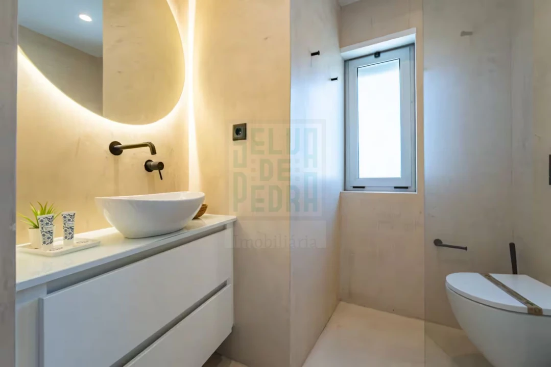 Apartamento T4 para Venda em Cedofeita, Santo Ildefonso, Sé, Miragaia, São Nicolau e Vitória Foto 15