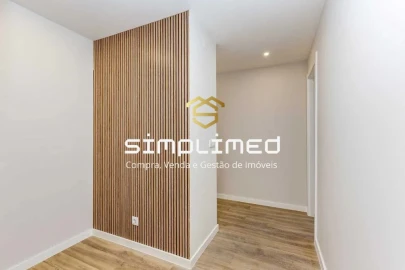 Apartamento T4 para Venda em Carnaxide e Queijas