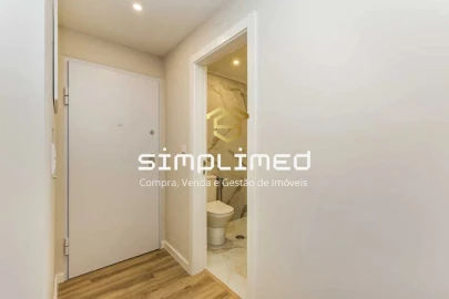 Apartamento T4 para Venda em Carnaxide e Queijas
