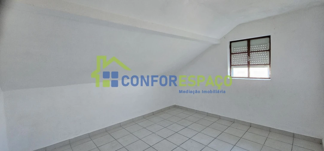 Apartamento T2 para Arrendamento em Castelo Branco Foto 7