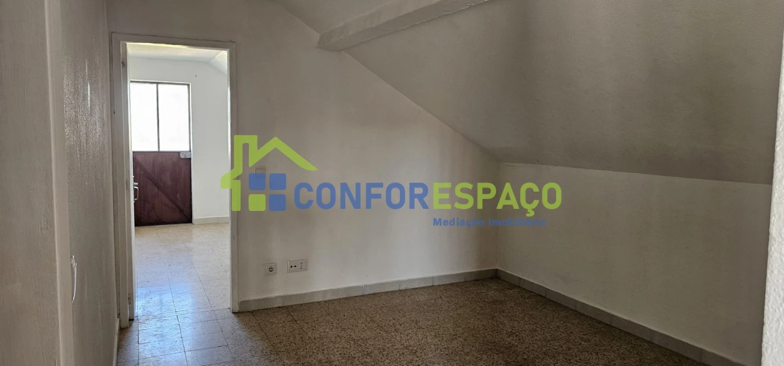Apartamento T2 para Arrendamento em Castelo Branco Foto 3