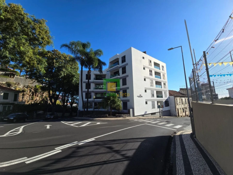 Apartamento T2 para Venda em Funchal (Santa Luzia) Foto 3