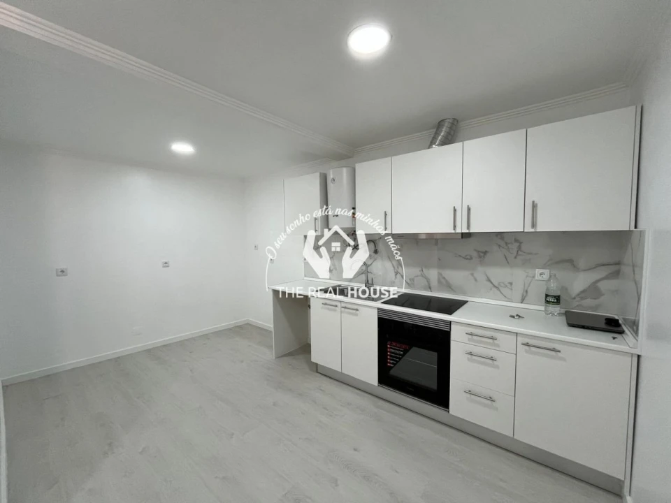 Apartamento T1 para Venda em Funchal (São Pedro) Foto 8