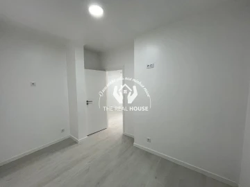 Apartamento T1 para Venda em Funchal (São Pedro)