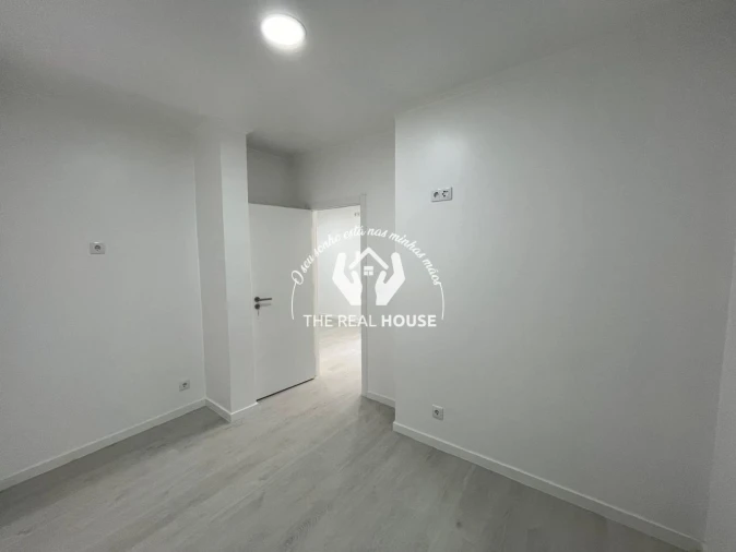 Apartamento T1 para Venda em Funchal (São Pedro) Foto 15