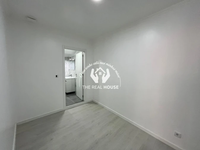 Apartamento T1 para Venda em Funchal (São Pedro) Foto 14
