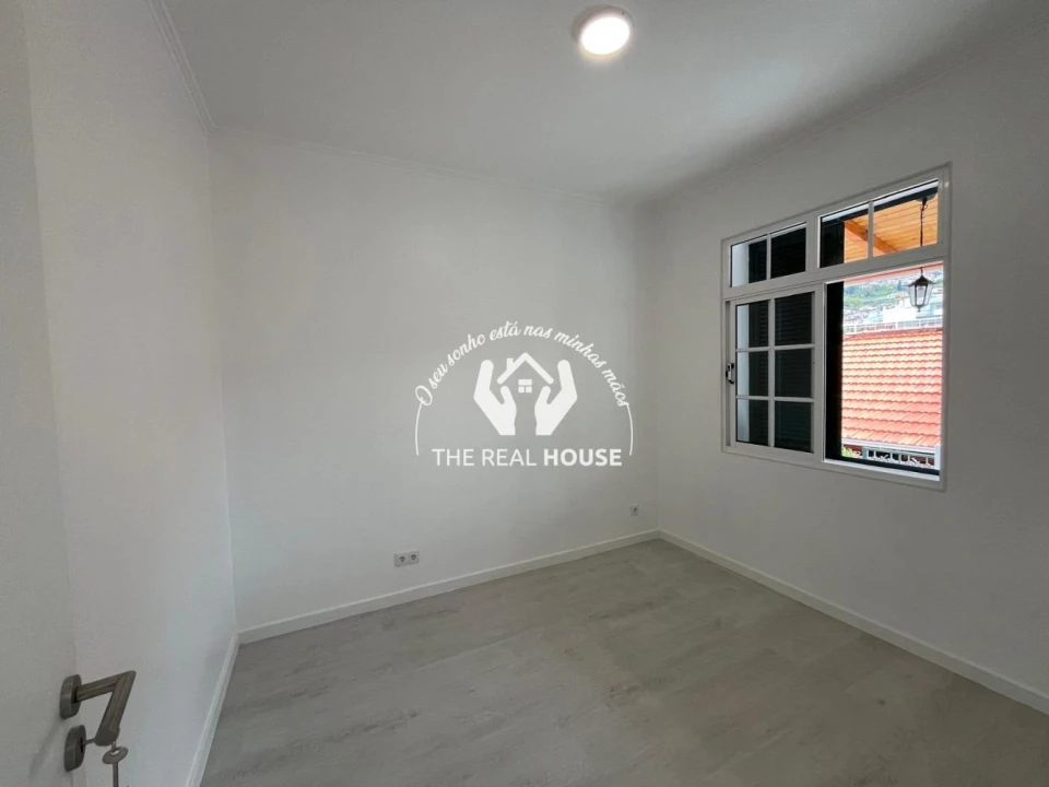 Apartamento T1 para Venda em Funchal (São Pedro) Foto 11