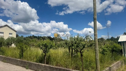 Moradia T2 para Venda em Semide e Rio Vide