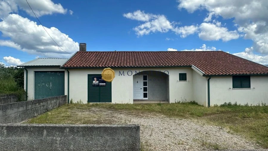 Moradia T2 para Venda em Semide e Rio Vide