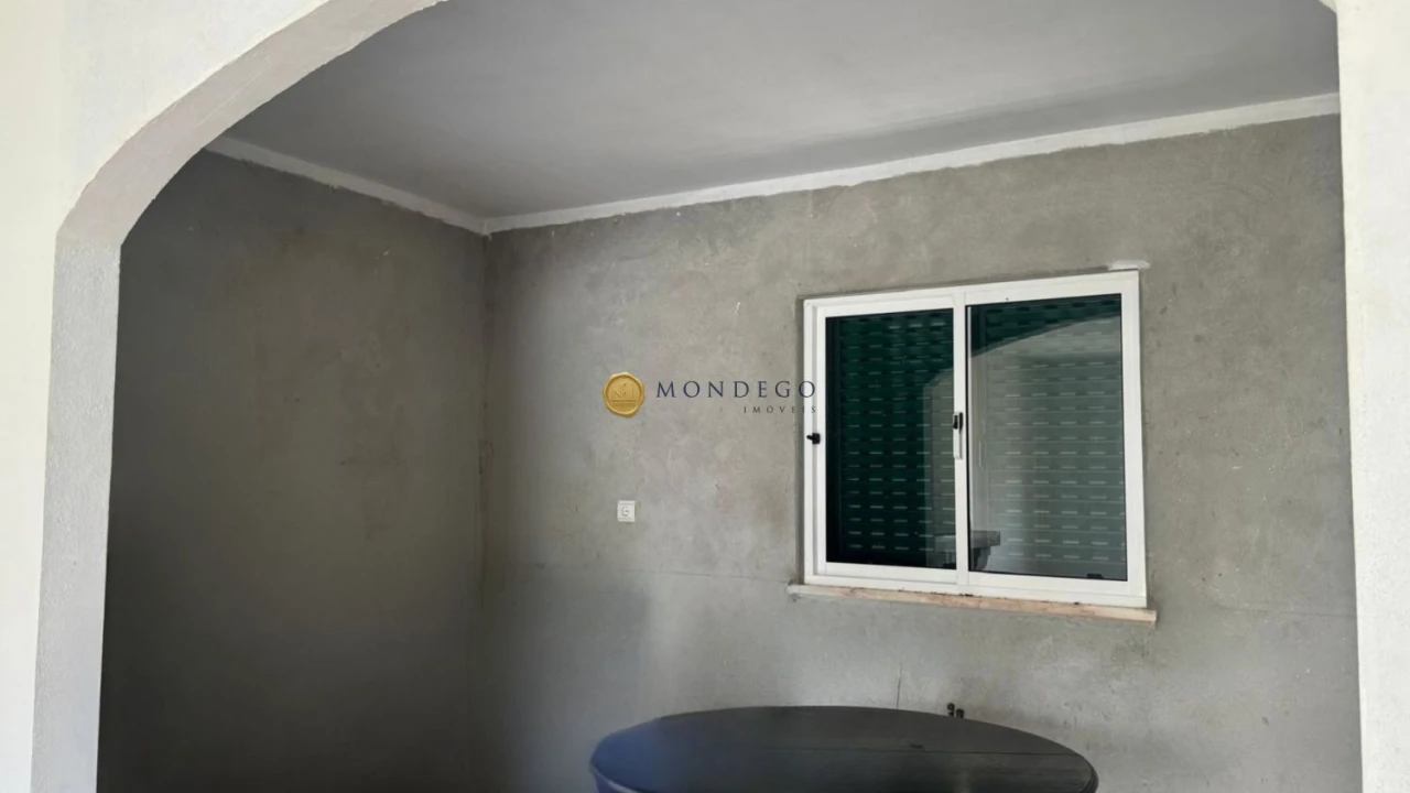Moradia T2 para Venda em Semide e Rio Vide Foto 11