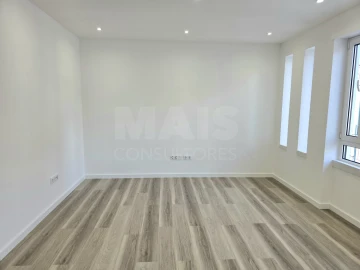 Apartamento T2 para Venda em Nazare