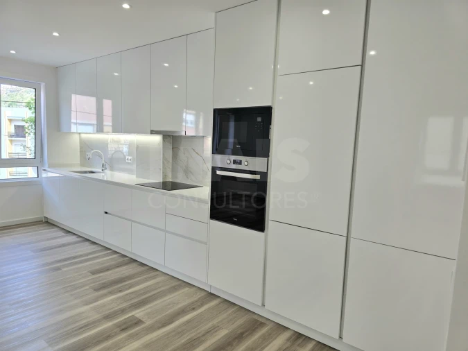 Apartamento T2 para Venda em Nazare Foto 7
