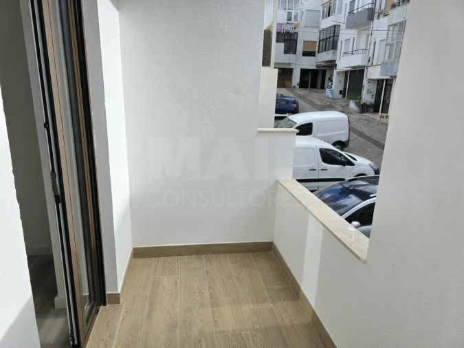 Apartamento T2 para Venda em Nazare Foto 10