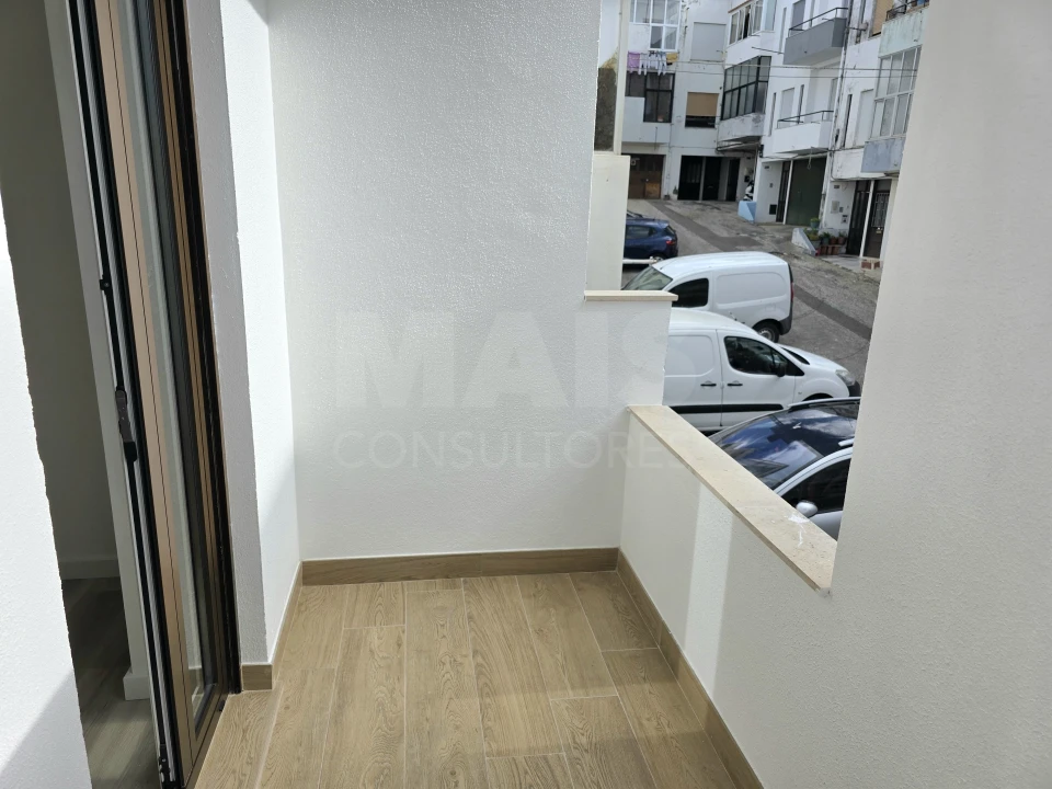 Apartamento T2 para Venda em Nazare Foto 10