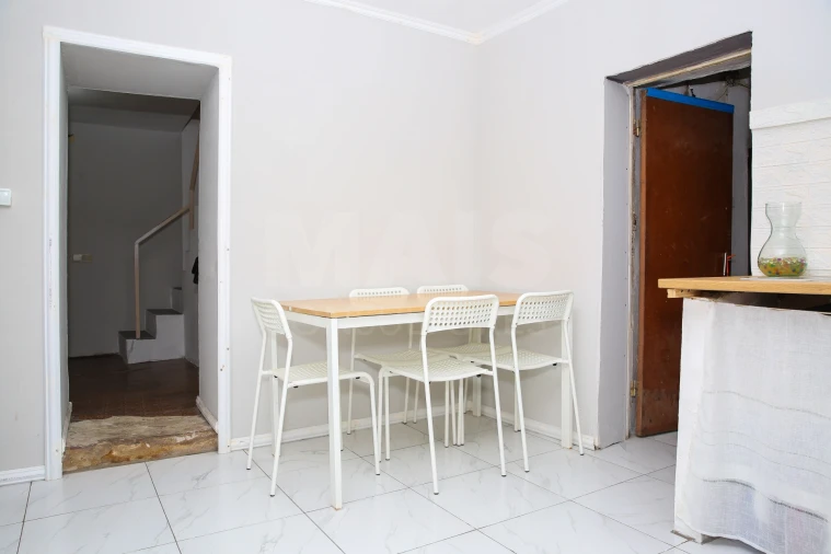 Moradia T2 para Venda em Vila Verde dos Francos Foto 12