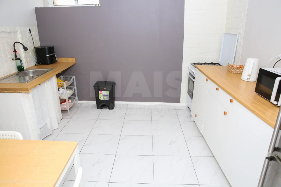 Moradia T2 para Venda em Vila Verde dos Francos Foto 9