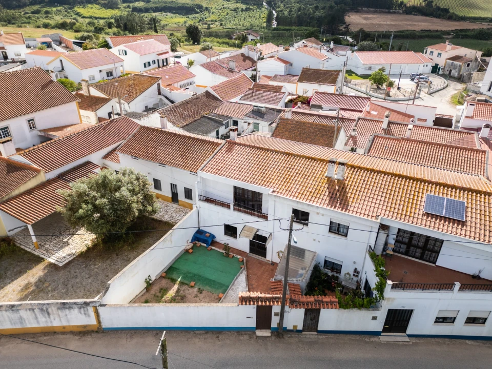 Moradia T4 para Venda em Santa Maria, São Pedro e Sobral da Lagoa Foto 8