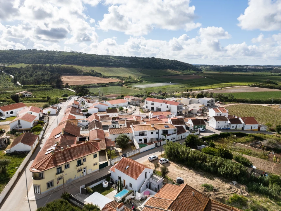 Moradia T4 para Venda em Santa Maria, São Pedro e Sobral da Lagoa Foto 7
