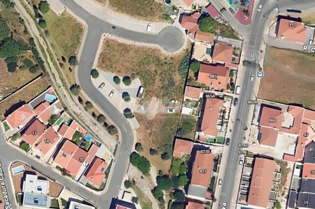Terreno P/ Prédio para Venda em São Domingos de Rana Foto 6