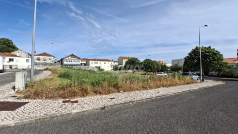Terreno P/ Prédio para Venda em São Domingos de Rana