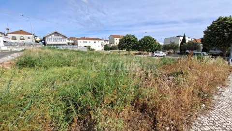 Terreno P/ Prédio para Venda em São Domingos de Rana