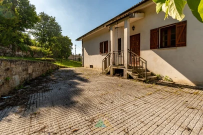 Moradia T4 para Venda em Vilela, São Cosme e São Damião e Sá