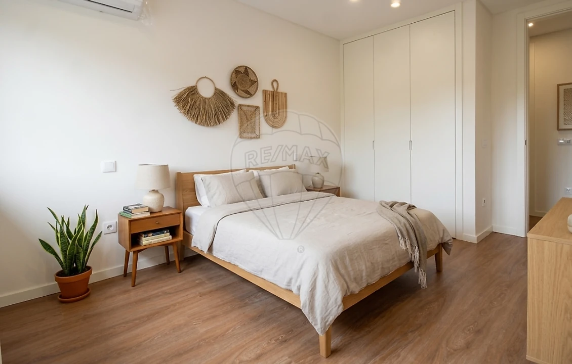 Apartamento T1 para Venda em Mafamude e Vilar do Paraíso Foto 2
