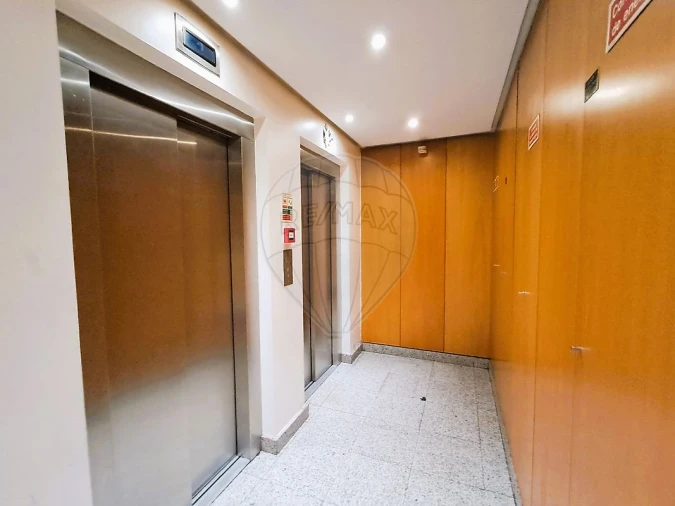 Apartamento T1 para Venda em Marvila Foto 3