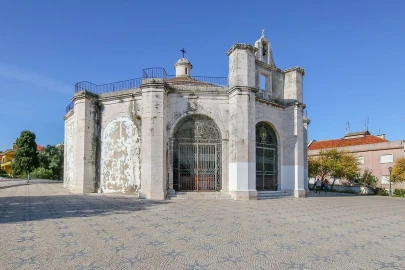 Apartamento T1 para Arrendamento em Alcantara
