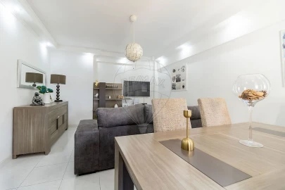 Apartamento T2 para Venda em Vialonga