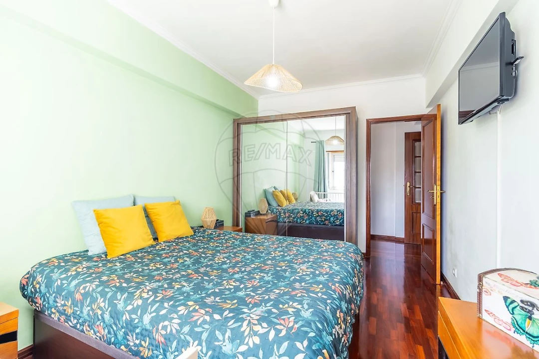 Apartamento T2 para Venda em Vialonga Foto 12