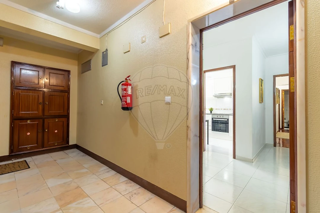 Apartamento T2 para Venda em Vialonga Foto 19