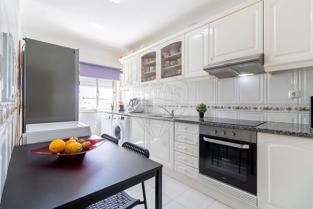 Apartamento T2 para Venda em Vialonga Foto 14