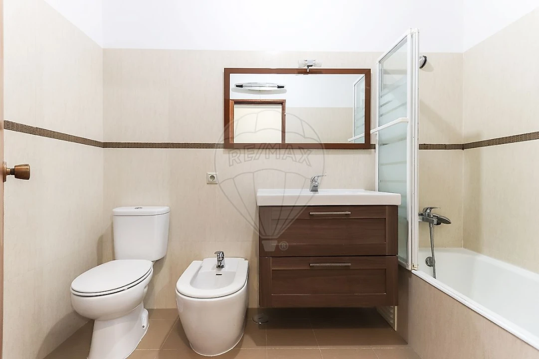Apartamento T3 para Arrendamento em Moscavide e Portela Foto 5