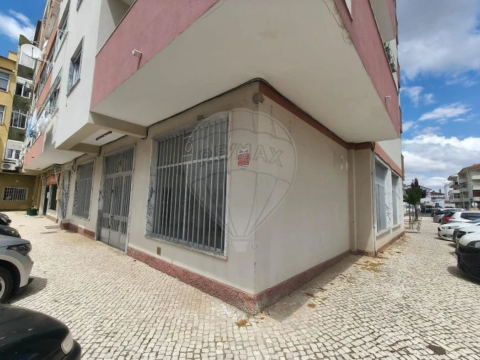 Loja para Arrendamento em Azambuja Foto 20