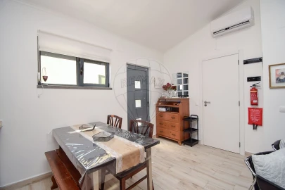 Moradia T1 para Arrendamento em Alcabideche