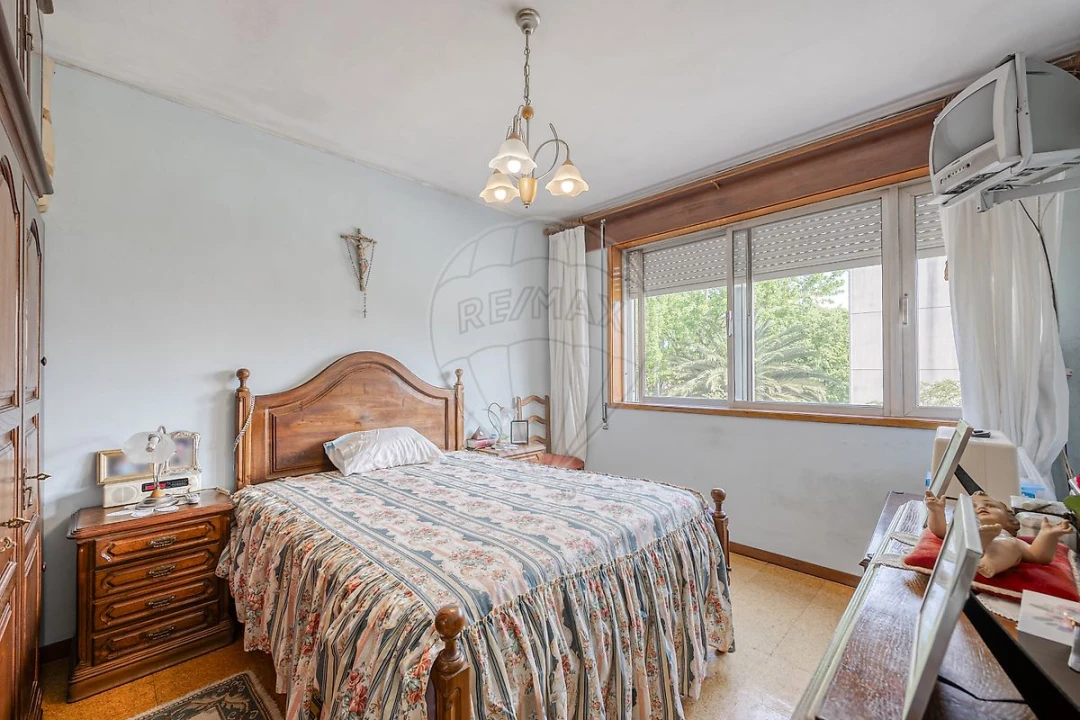 Apartamento T2 para Venda em Cedofeita, Santo Ildefonso, Sé, Miragaia, São Nicolau e Vitória Foto 5