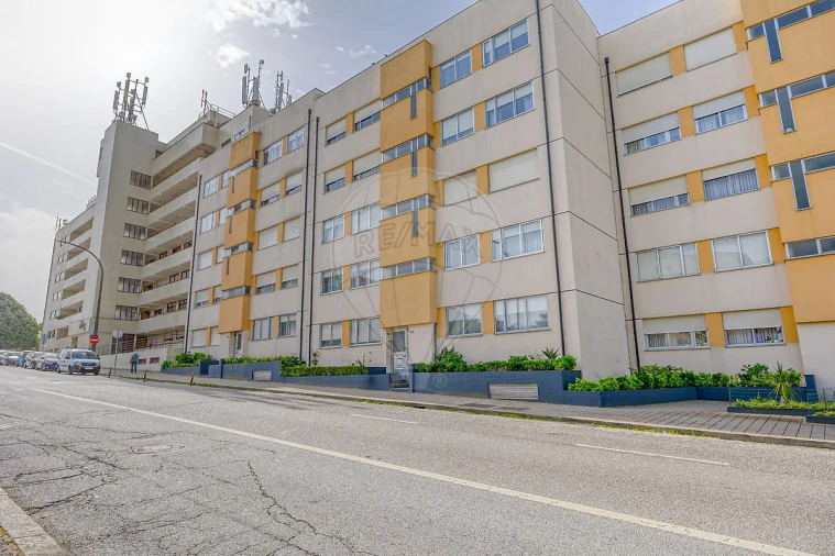 Apartamento T2 para Venda em Cedofeita, Santo Ildefonso, Sé, Miragaia, São Nicolau e Vitória Foto 16