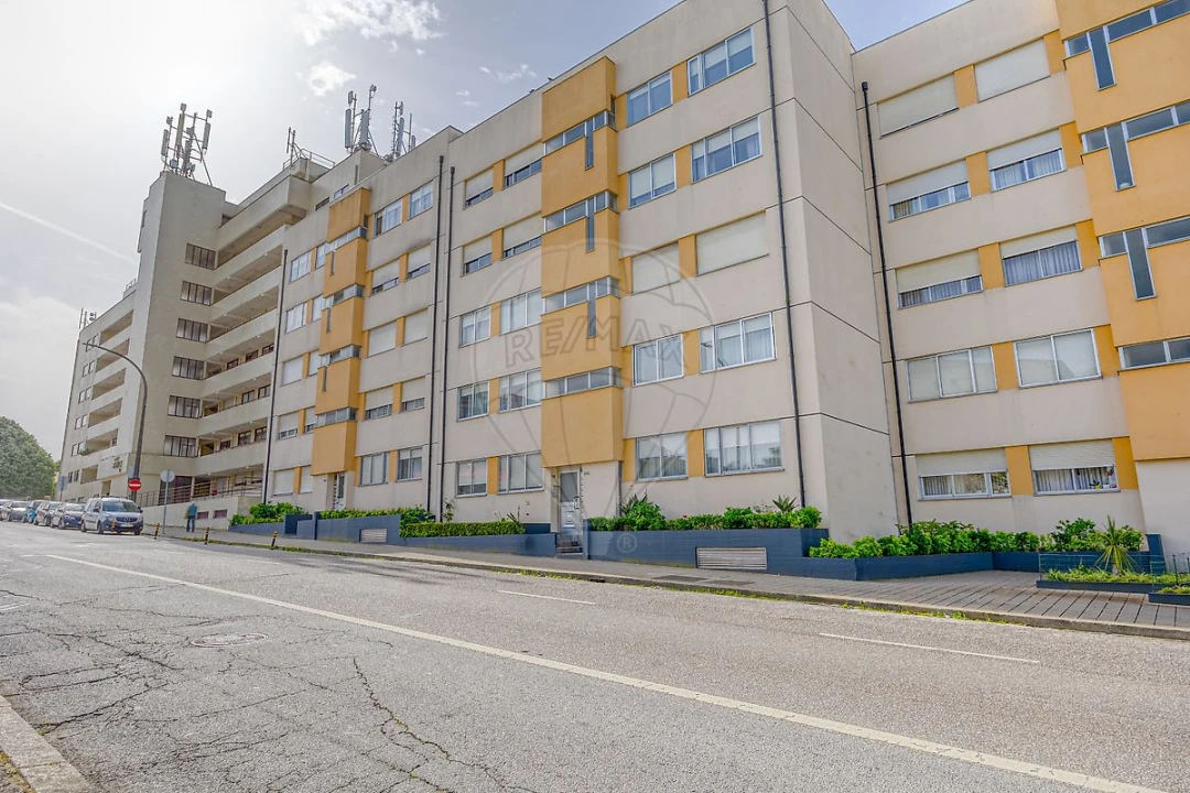 Apartamento T2 para Venda em Cedofeita, Santo Ildefonso, Sé, Miragaia, São Nicolau e Vitória Foto 16