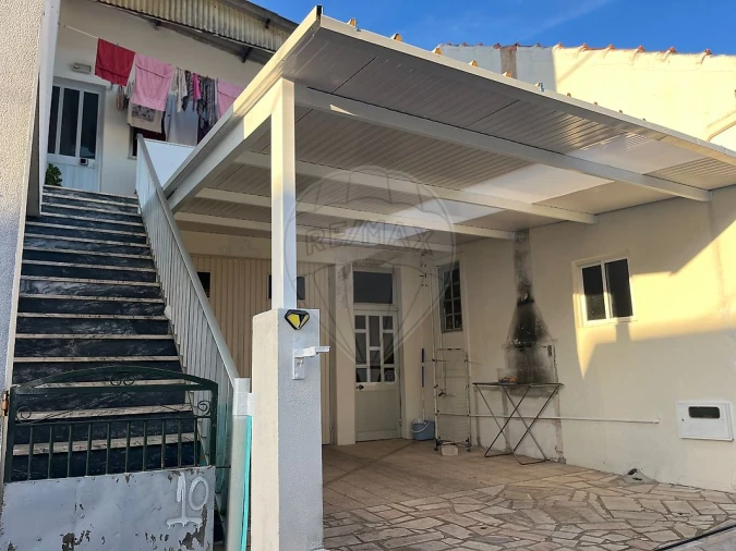 Moradia T4 para Venda em Benedita Foto 15