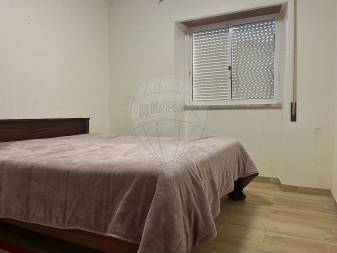 Moradia T4 para Venda em Benedita Foto 5